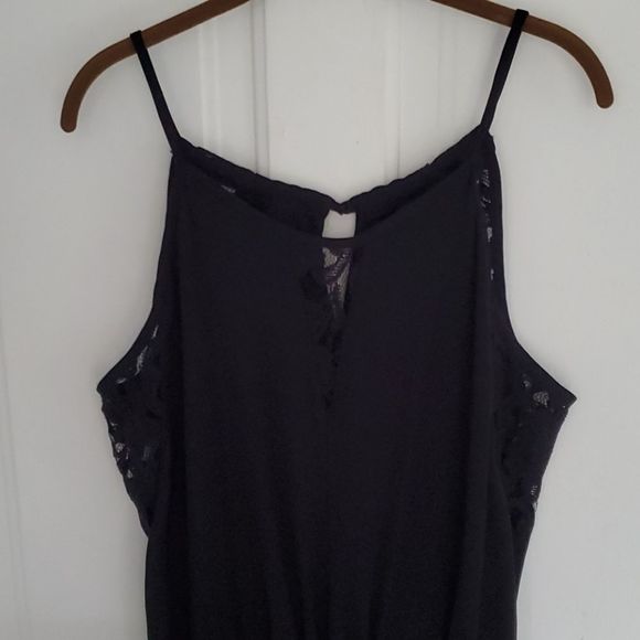 Mossimo Jumpsuit with lace panels - Picture 4 of 7